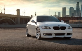 m359-hypersilver-335i-frontside
