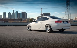 m359-hypersilver-335i-rearside