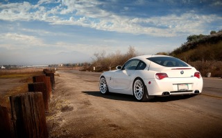 m359-hypersilver-z4m-rearside